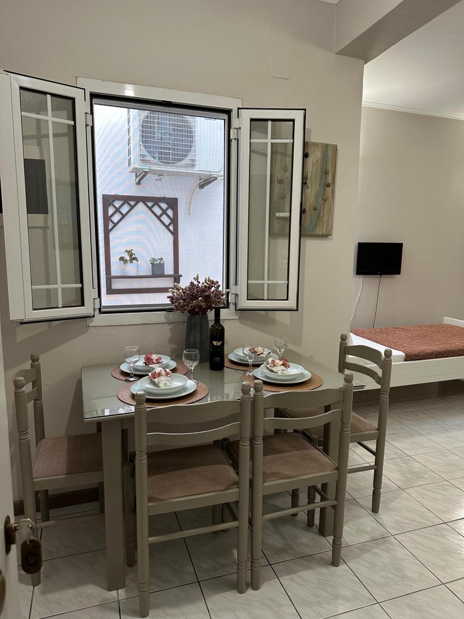 Repanidi Apartments Repanidhion ภายนอก รูปภาพ